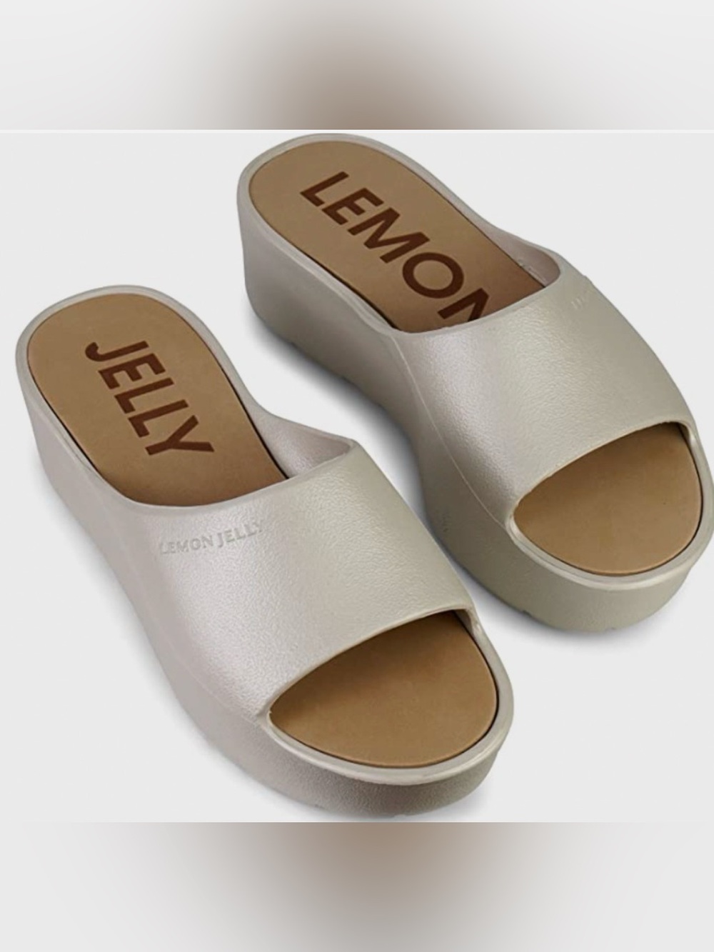 Women’s LEMON JELLY platform sandals- Sunny. Size 38